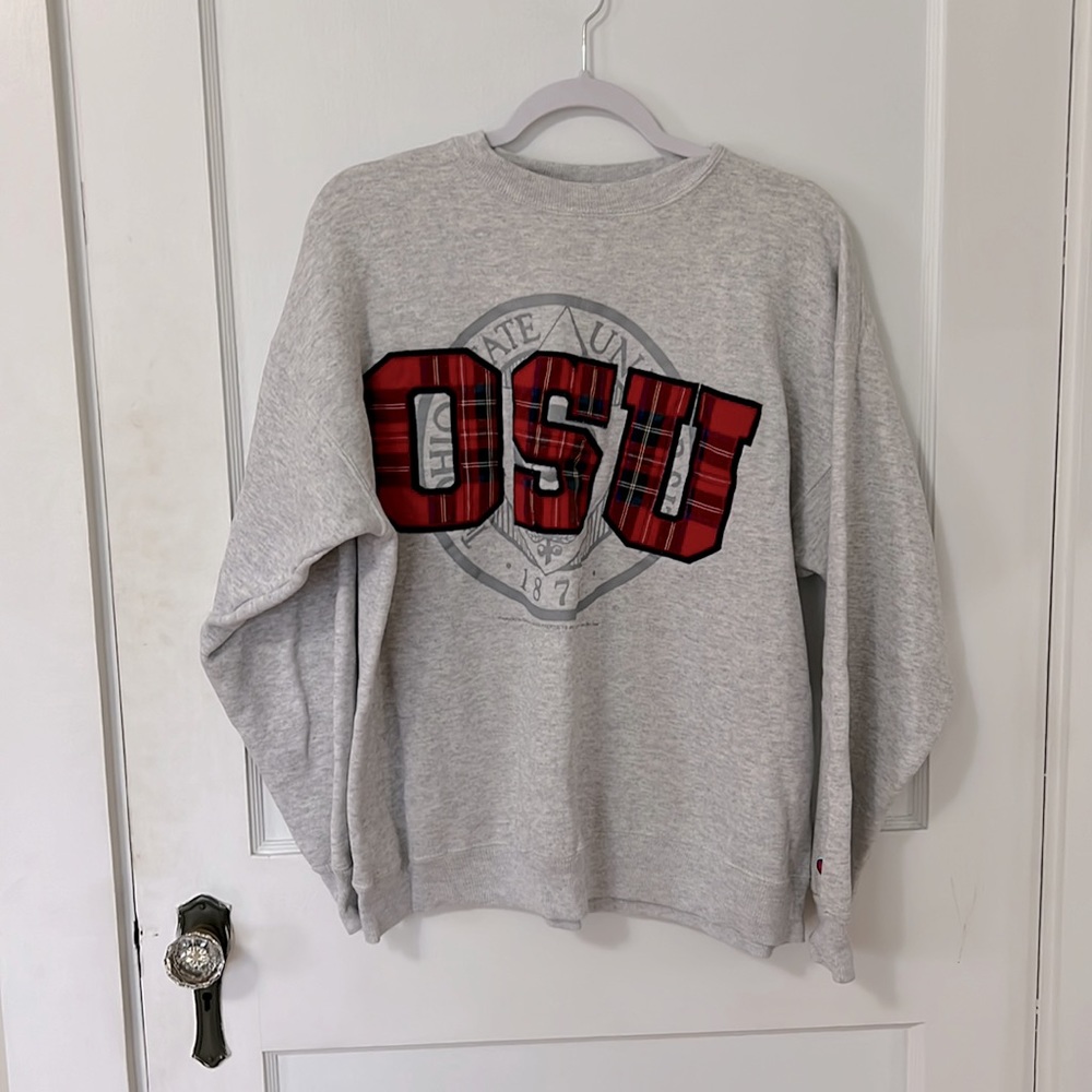 White champion sweatshirt